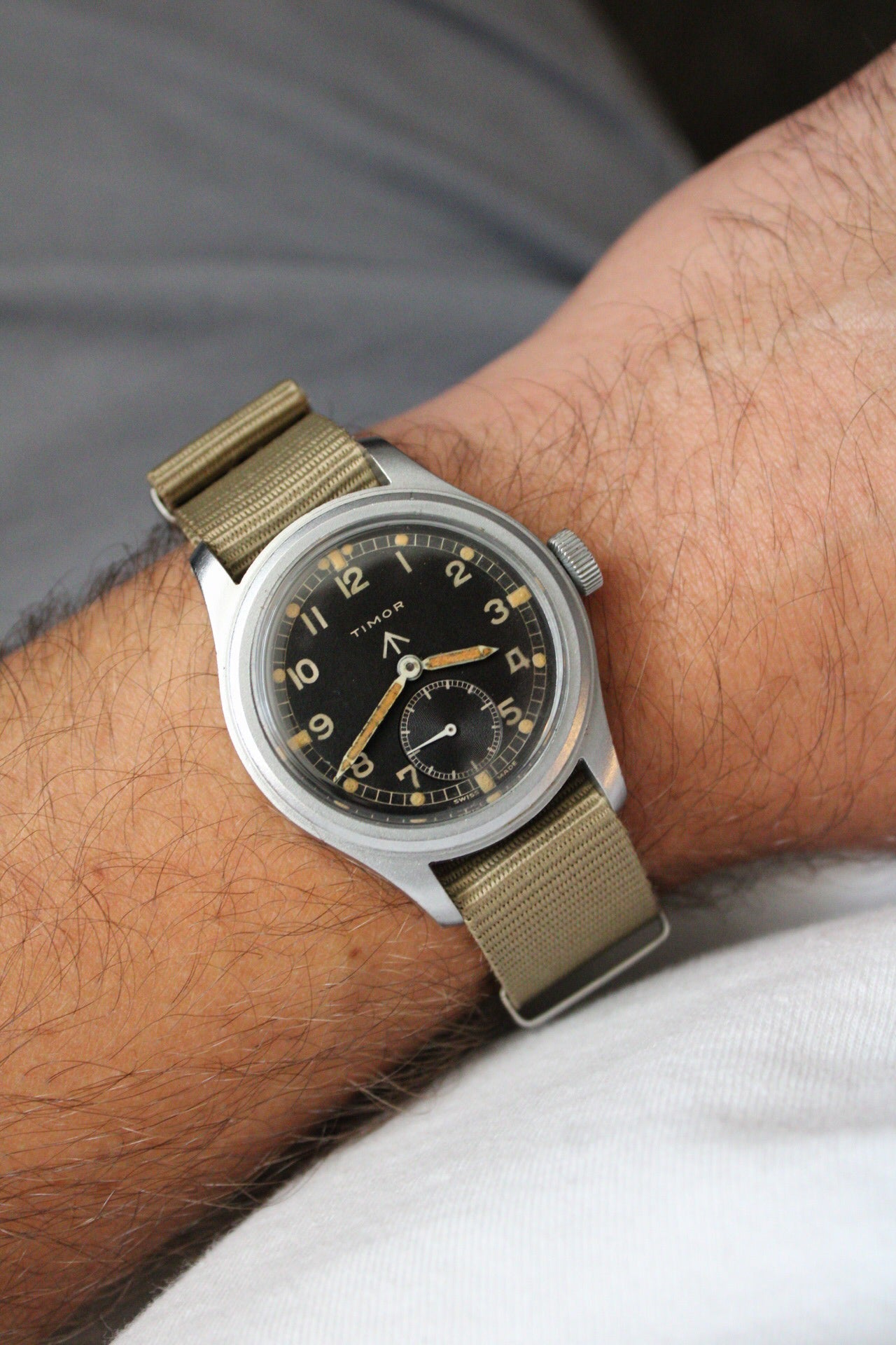 TIMOR ティモール 腕時計 メンズ 稼働品 手巻き動かなくなる可能性もございます