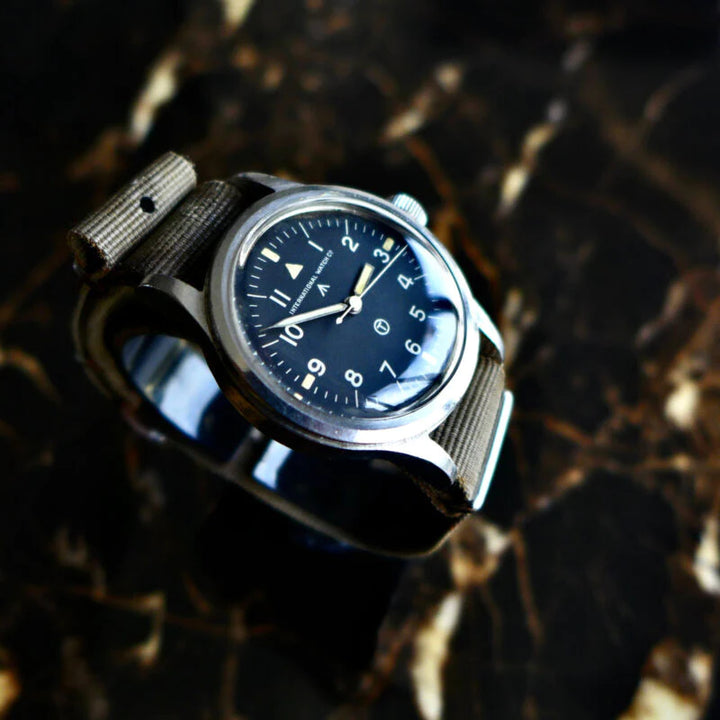 ミリタリーウォッチ イギリス軍MARK11タイプブロードアロー 新品 ミリタリーウォッチ イギリス軍MARK11タイプブロードアロー 新品